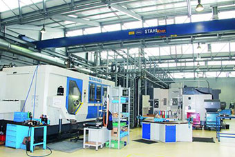 康明斯發(fā)動(dòng)機(jī)車間工具柜、工作臺使用確實(shí)規(guī)范